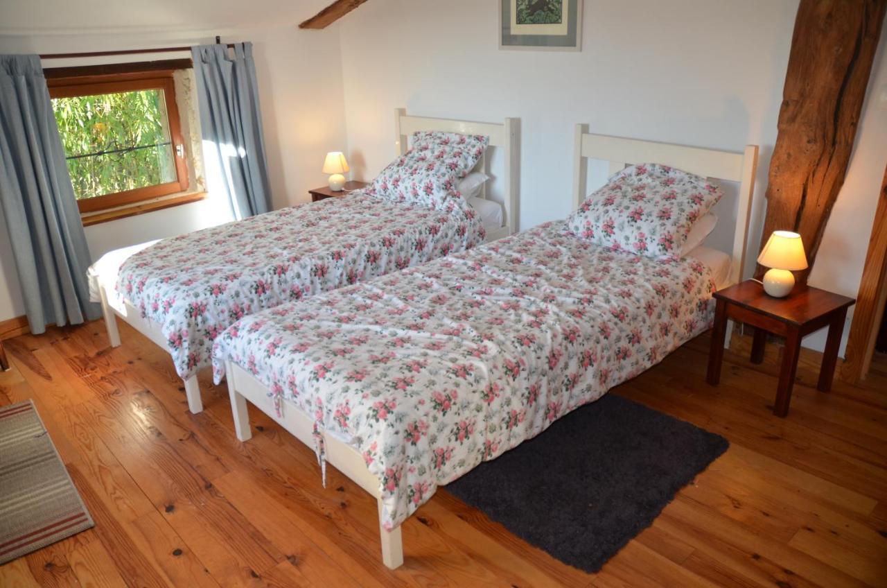 Katy'S Barn Villa Saint-Aulaye-Puymangou ภายนอก รูปภาพ