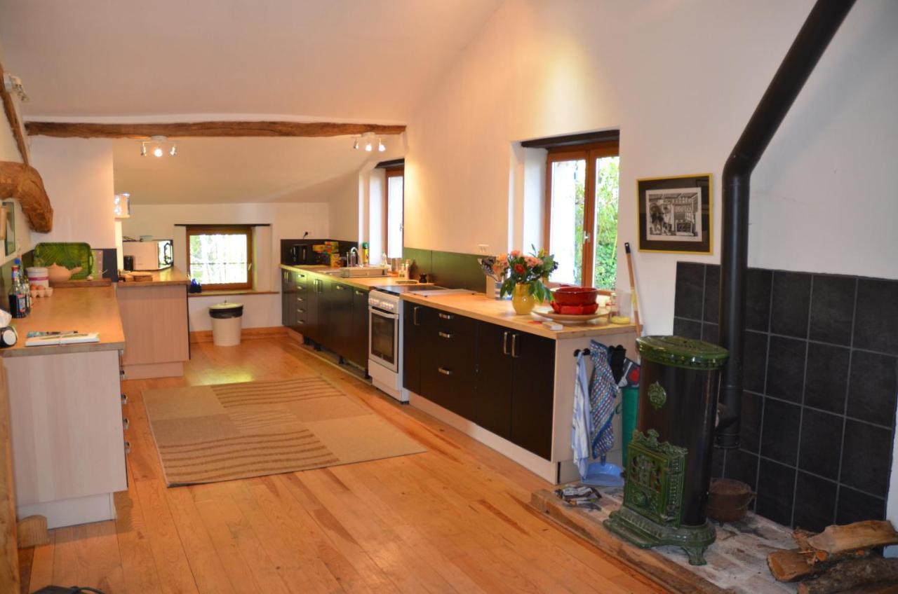 Katy'S Barn Villa Saint-Aulaye-Puymangou ภายนอก รูปภาพ