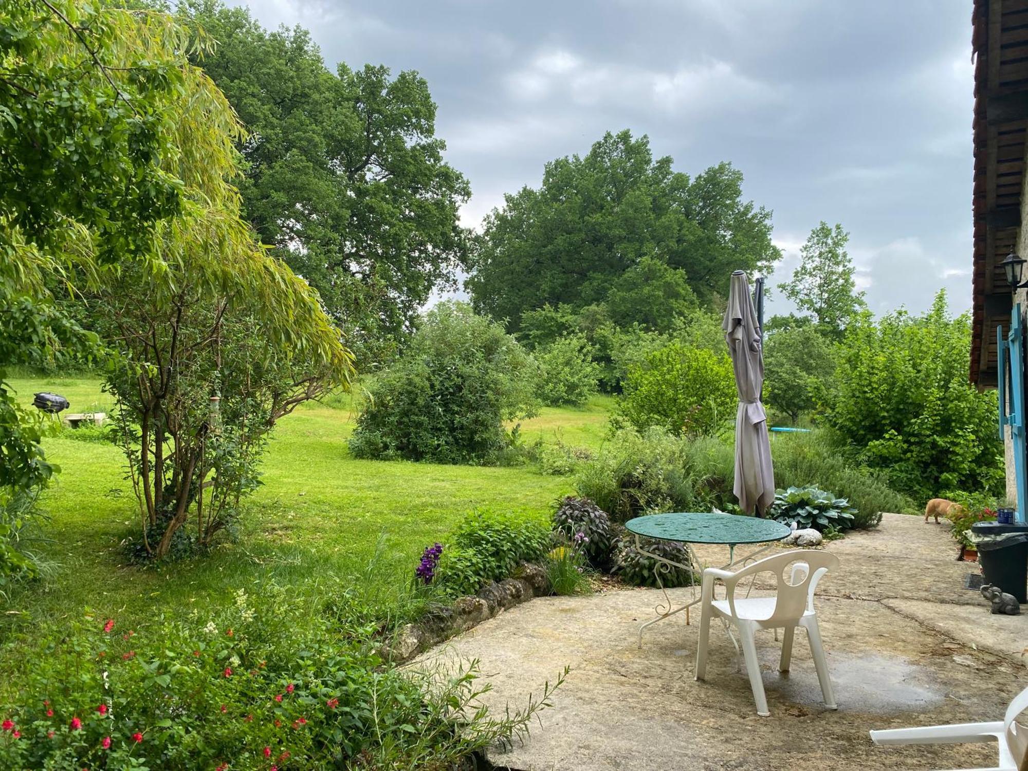 Katy'S Barn Villa Saint-Aulaye-Puymangou ภายนอก รูปภาพ